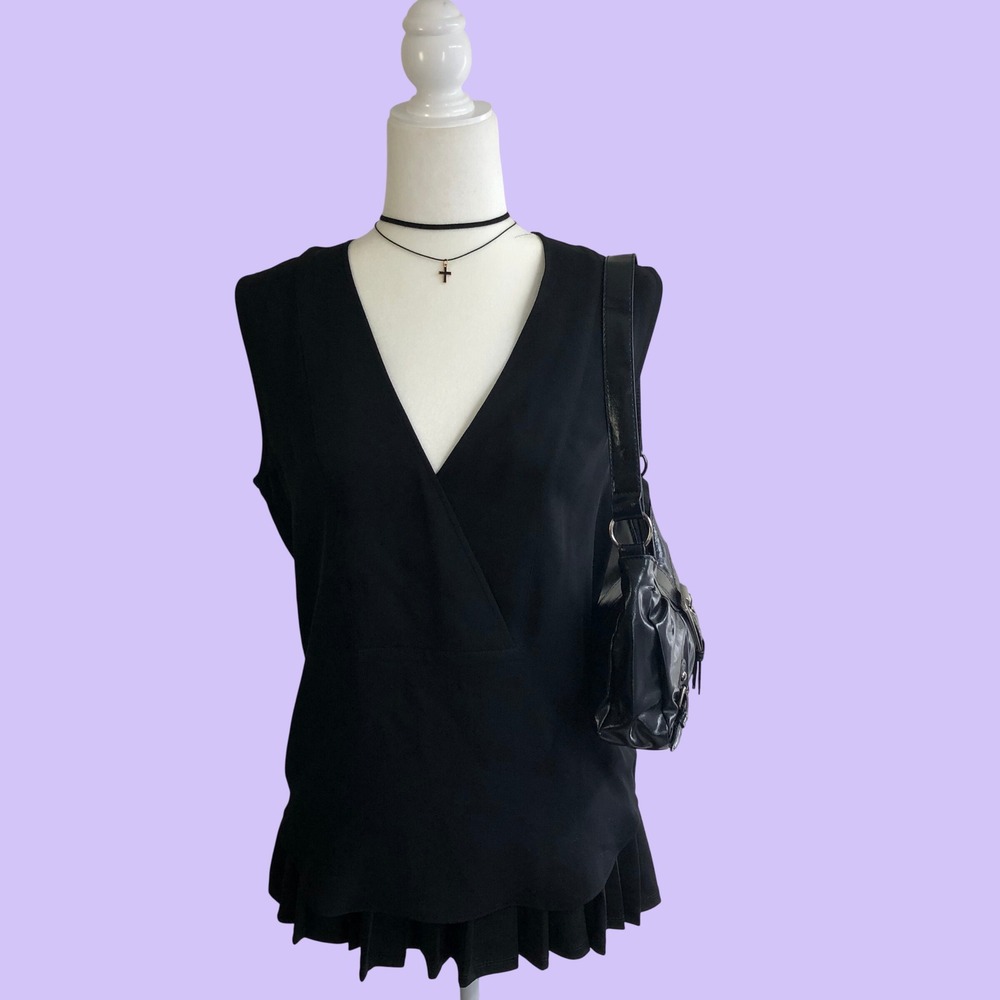 Theory Black 100% Silk V-Neck Sleeveless Blouse Top Small Wrap Front Tank